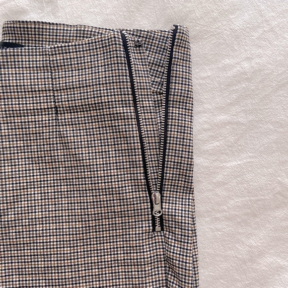 Dynamite Skinny Pant with Zipper - Picture 3 of 5